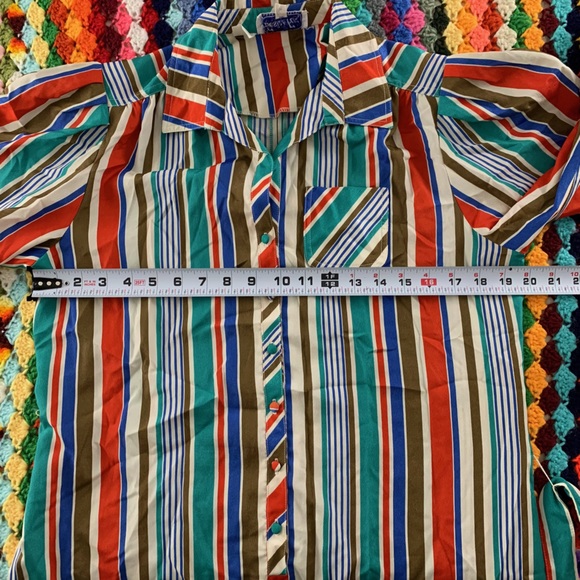 Vintage 80s Leslie Fay Rainbow Vertical Stripe Button Shirtdress Below K… - Picture 6 of 13